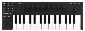 Native Instruments KOMPLETE KONTROL M32 MIDI клавиатура 32 мини-клавиши, 8 сенсорных ручек, 2 сенсорные полосы, 4-направленный push-энкодер от музыкального магазина МОРОЗ МЬЮЗИК