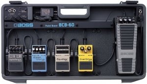 BOSS BCB-60 Pedal Board - пластиковый кейс для педалей Boss. от музыкального магазина МОРОЗ МЬЮЗИК