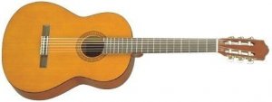 YAMAHA CS40 классическая гитара уменьшенных размеров (3/4), верхняя дека ель, задняя дека и обечайка меранти от музыкального магазина МОРОЗ МЬЮЗИК