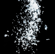 GLOBAL EFFECTS искусственный снег "Хлопья" (крупный-матовый, уп. 1 кг) от музыкального магазина МОРОЗ МЬЮЗИК